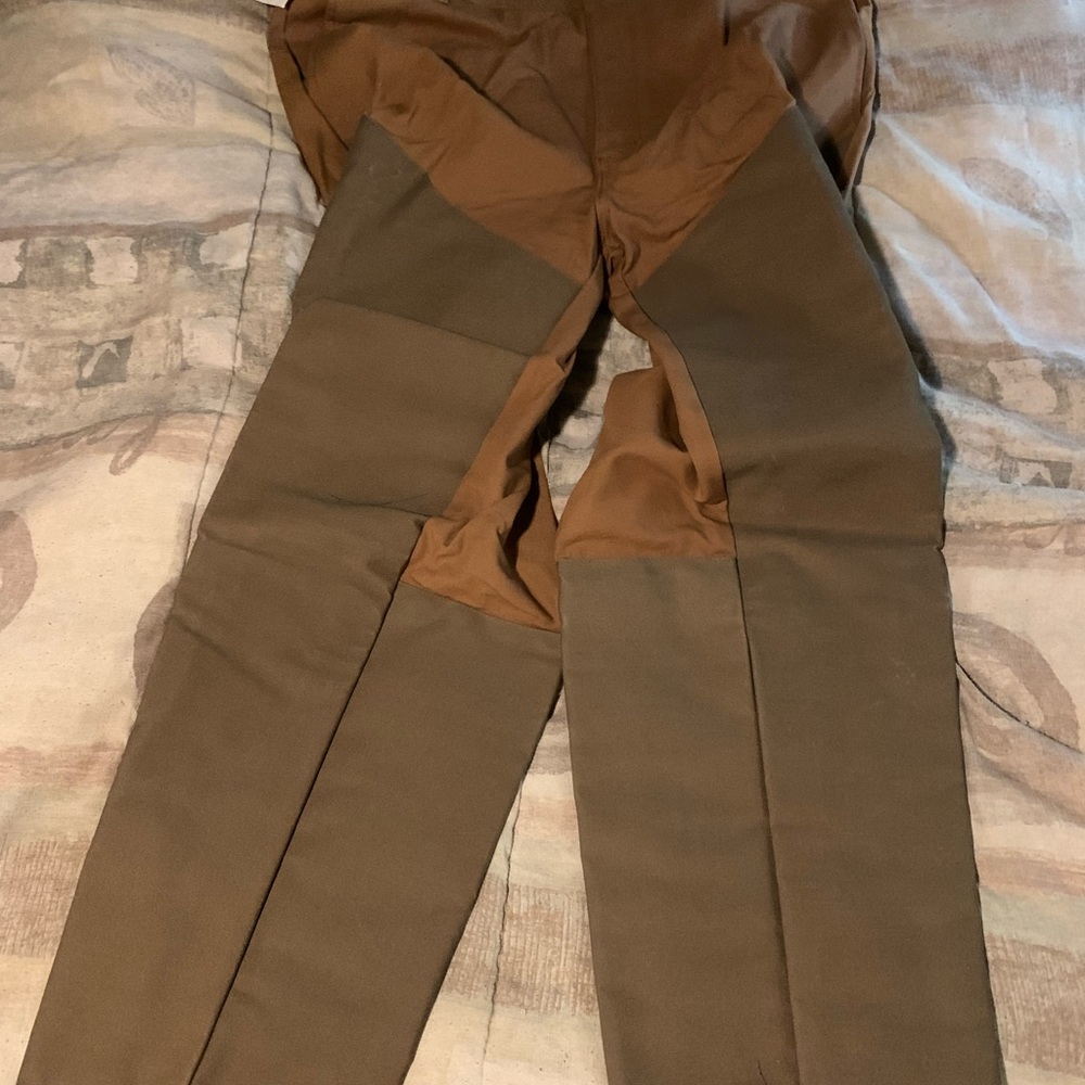 Cabela’s outdoor wear snake pants 46x32